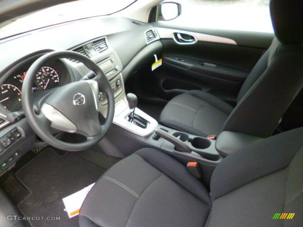 Charcoal Interior 2014 Nissan Sentra S Photo #89522328