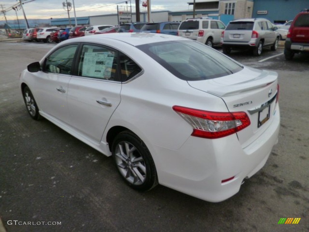 2014 Sentra SR - Aspen White / Charcoal photo #5