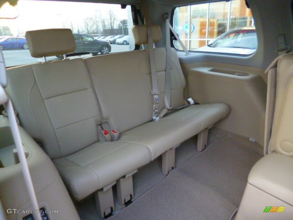 2014 Armada Platinum - Pearl White / Almond photo #12