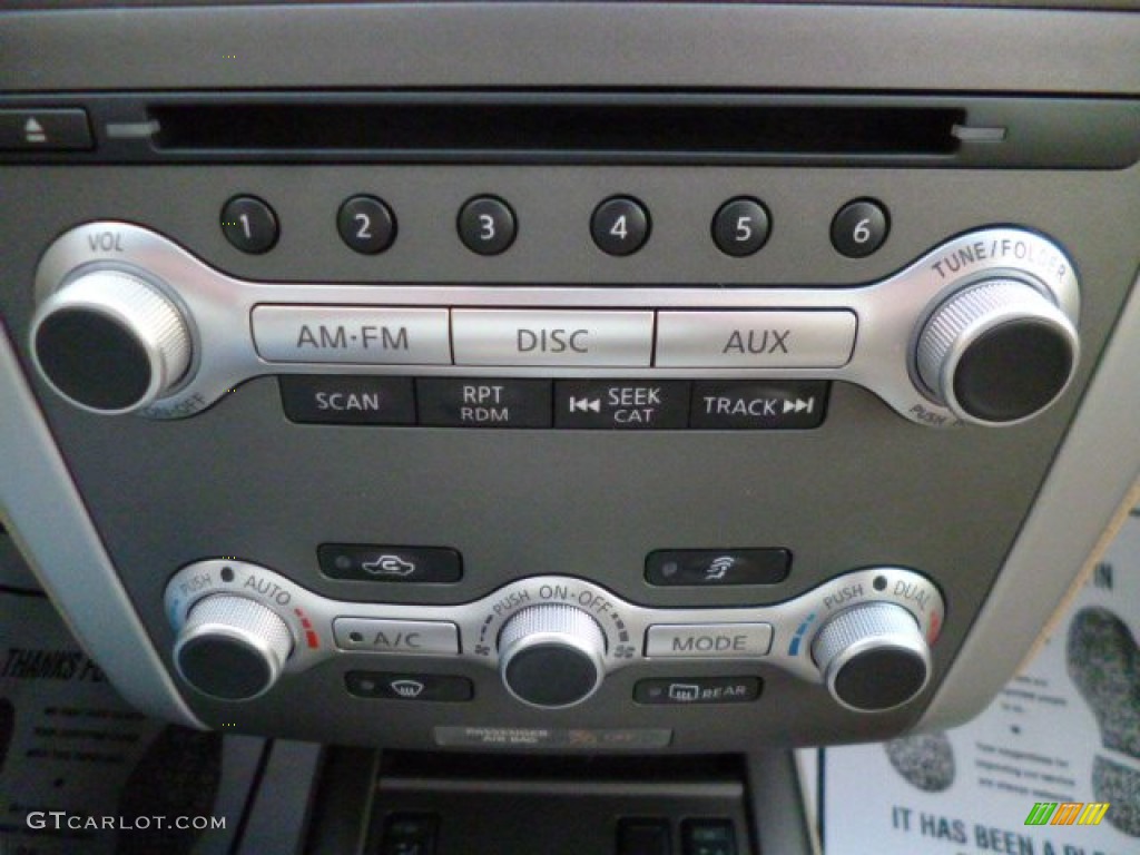 2014 Nissan Murano SL AWD Controls Photo #89524048
