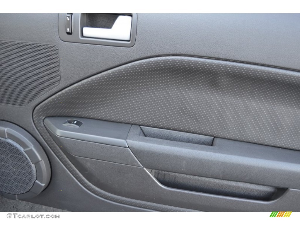 2007 Mustang V6 Premium Coupe - Tungsten Grey Metallic / Dark Charcoal photo #13