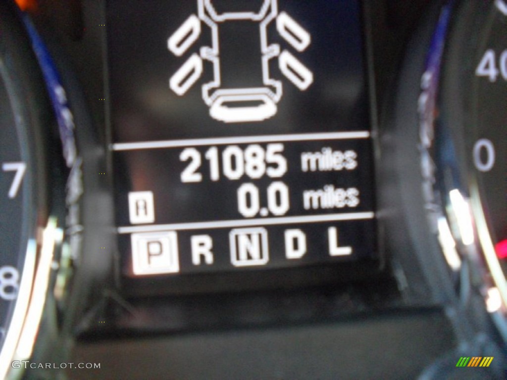 2011 Rogue S AWD - Pearl White / Black photo #15