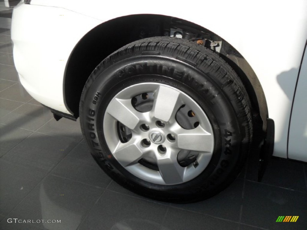 2011 Rogue S AWD - Pearl White / Black photo #17