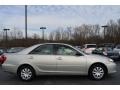 Lunar Mist Metallic - Camry LE Photo No. 2