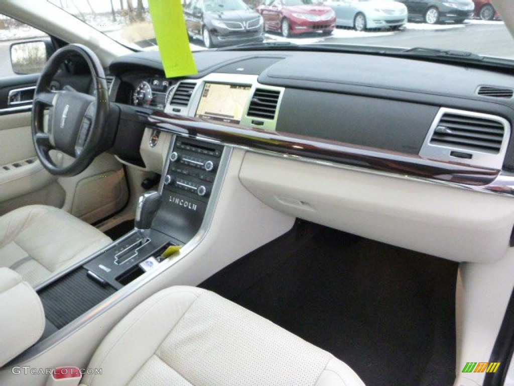 Cashmere Interior 2009 Lincoln MKS AWD Sedan Photo #89530291