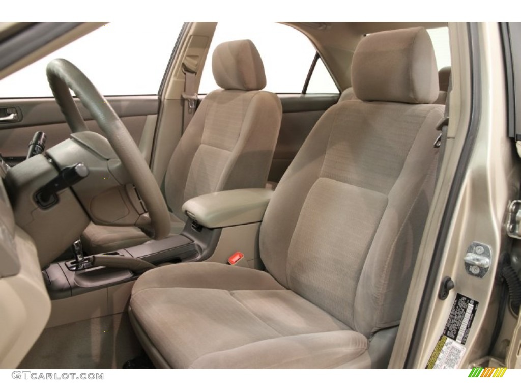 2005 Toyota Camry LE Front Seat Photos