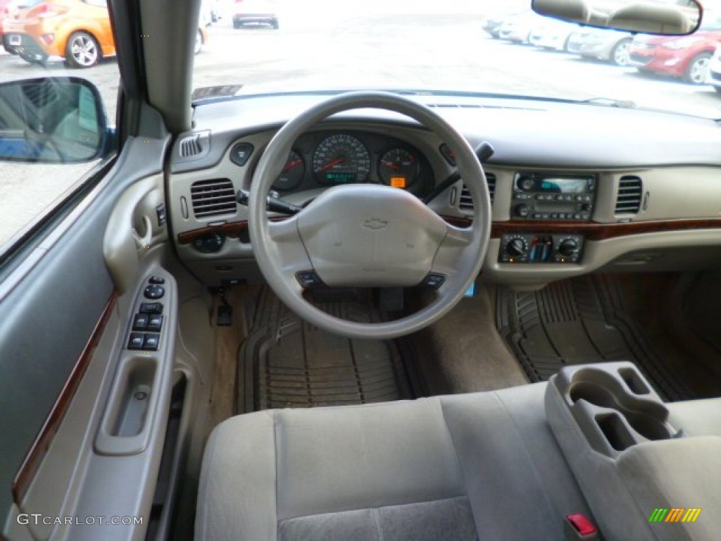 2005 Chevrolet Impala Standard Impala Model Medium Gray Dashboard Photo #89534296