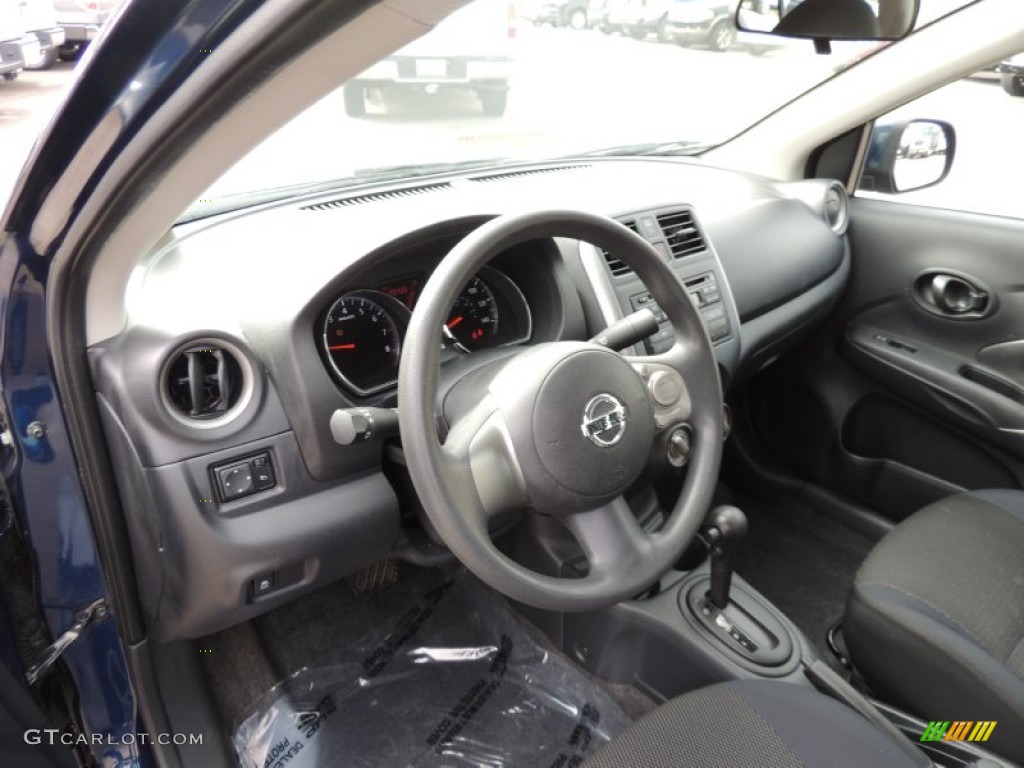 2012 Versa 1.6 SV Sedan - Metallic Blue / Charcoal photo #3