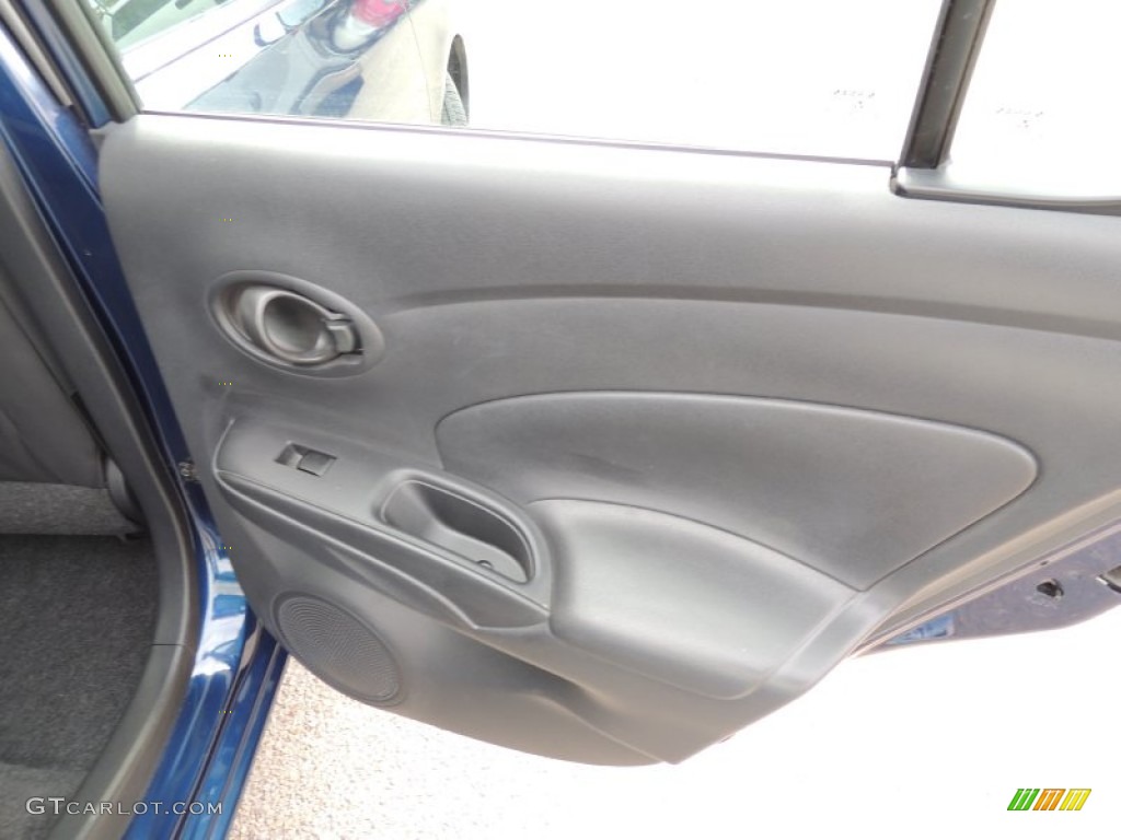 2012 Versa 1.6 SV Sedan - Metallic Blue / Charcoal photo #11