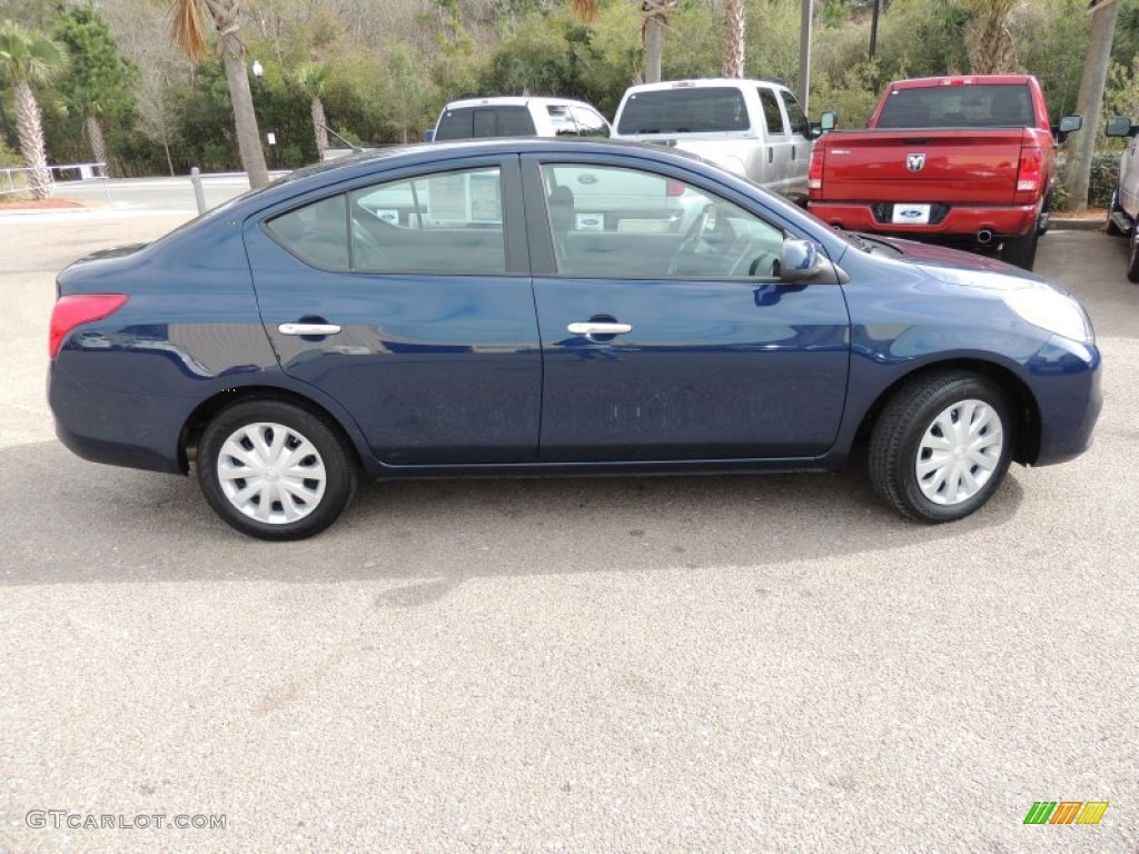 2012 Versa 1.6 SV Sedan - Metallic Blue / Charcoal photo #12