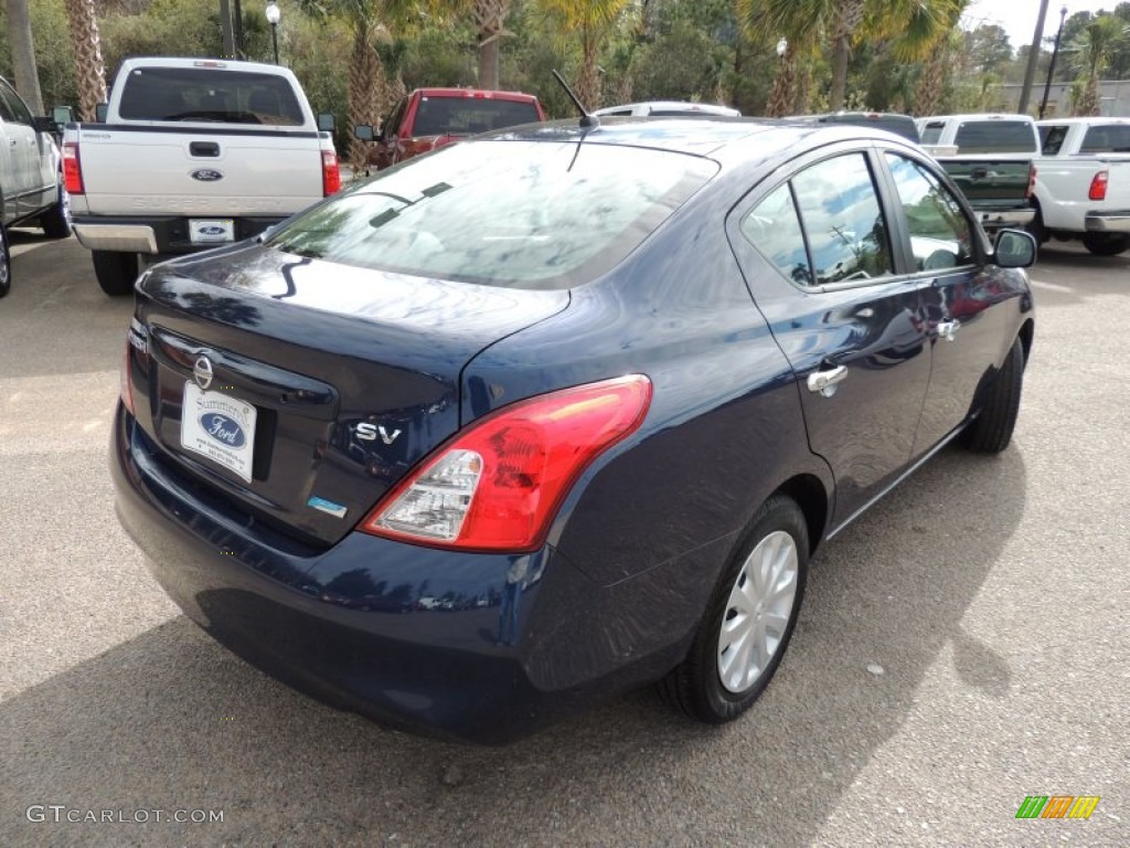 2012 Versa 1.6 SV Sedan - Metallic Blue / Charcoal photo #13