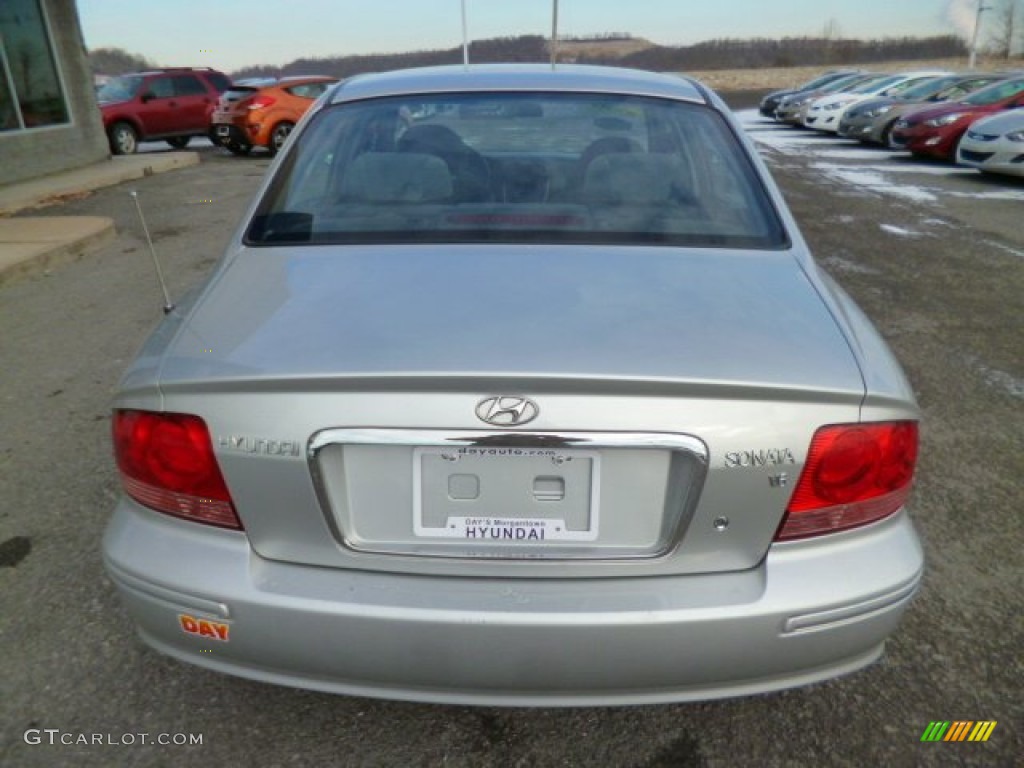 2003 Sonata GLS V6 - Brilliant Silver Metallic / Black photo #6