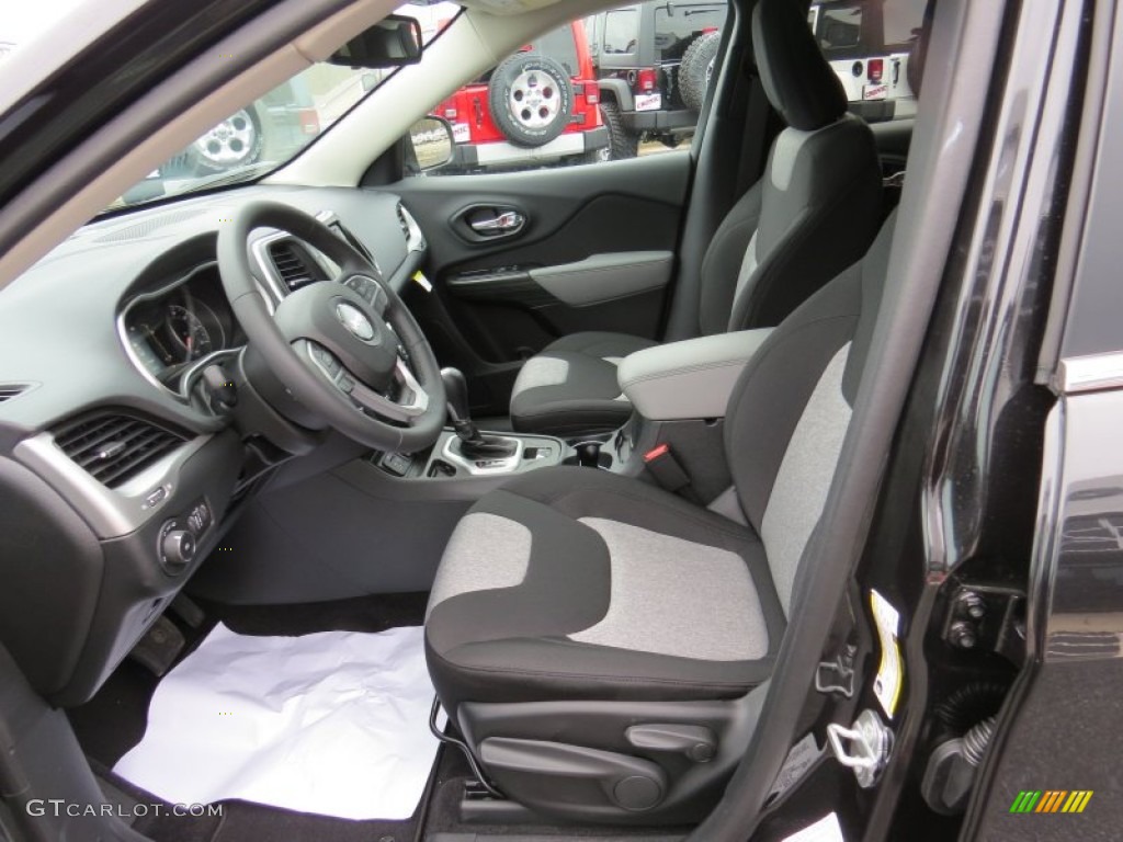2014 Jeep Cherokee Latitude Front Seat Photo #89535769