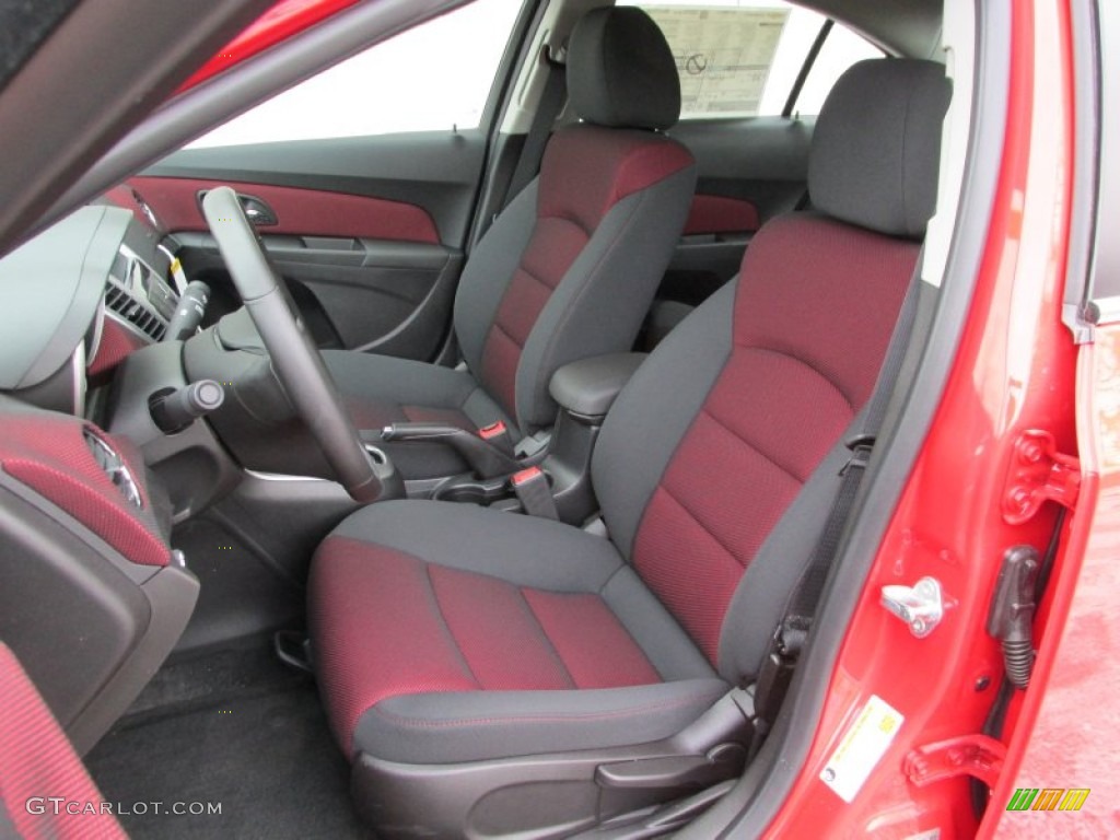 Jet Black/Sport Red Interior 2014 Chevrolet Cruze LT Photo #89536971