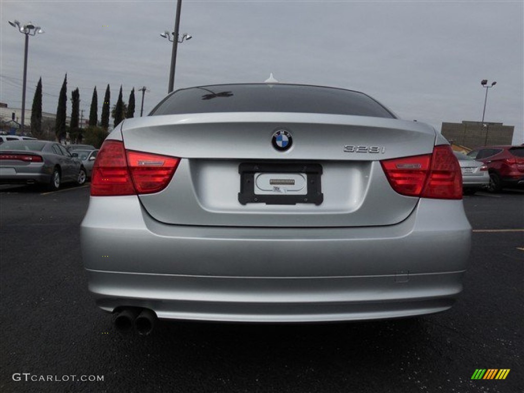 2010 3 Series 328i Sedan - Titanium Silver Metallic / Gray Dakota Leather photo #10