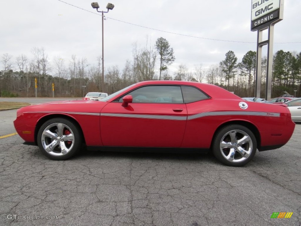 2012 Challenger SXT Plus - Redline 3 Coat Pearl / Dark Slate Gray photo #4