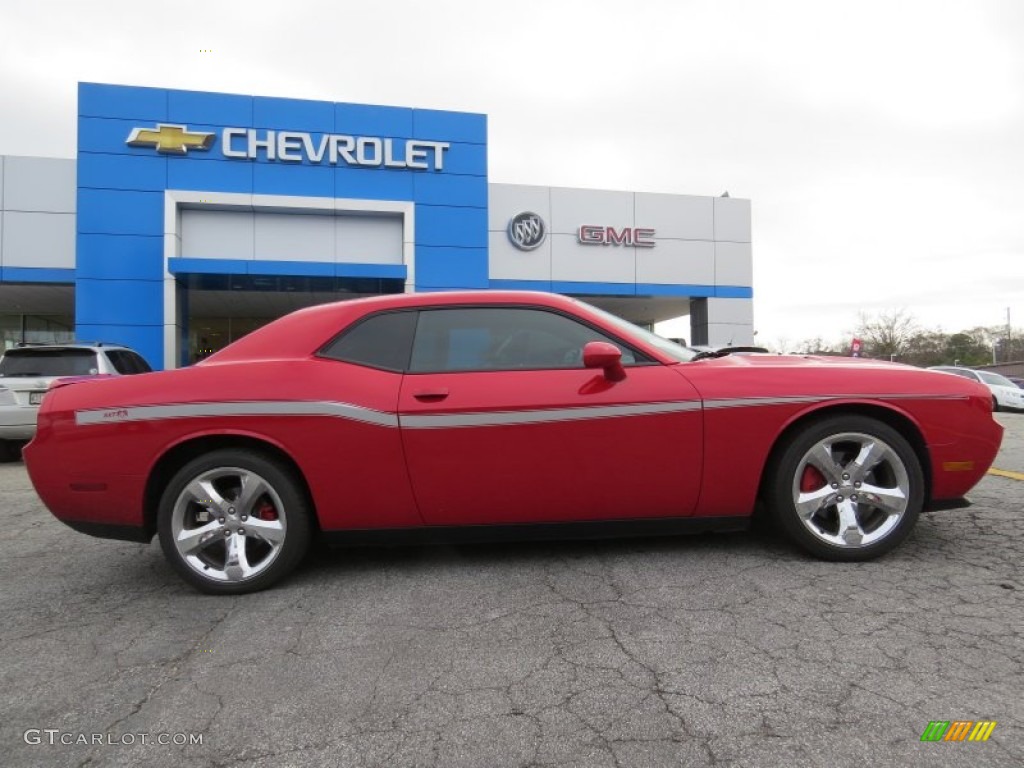 2012 Challenger SXT Plus - Redline 3 Coat Pearl / Dark Slate Gray photo #8