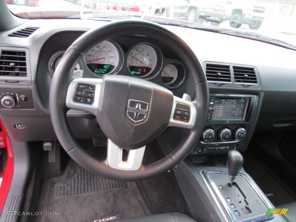 2012 Challenger SXT Plus - Redline 3 Coat Pearl / Dark Slate Gray photo #13