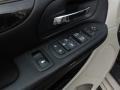 Sandstone - Grand Caravan SXT Photo No. 17