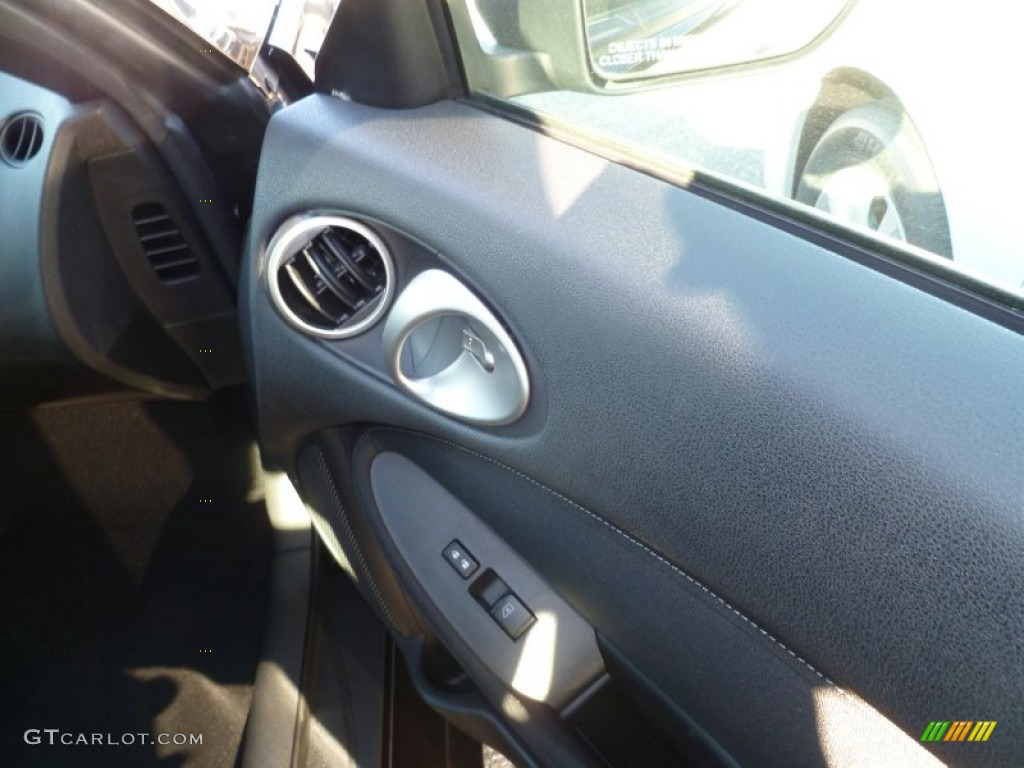 2010 370Z Touring Roadster - Black Cherry / Black Leather photo #10