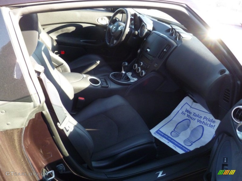 2010 370Z Touring Coupe - Black Cherry / Black Cloth photo #7