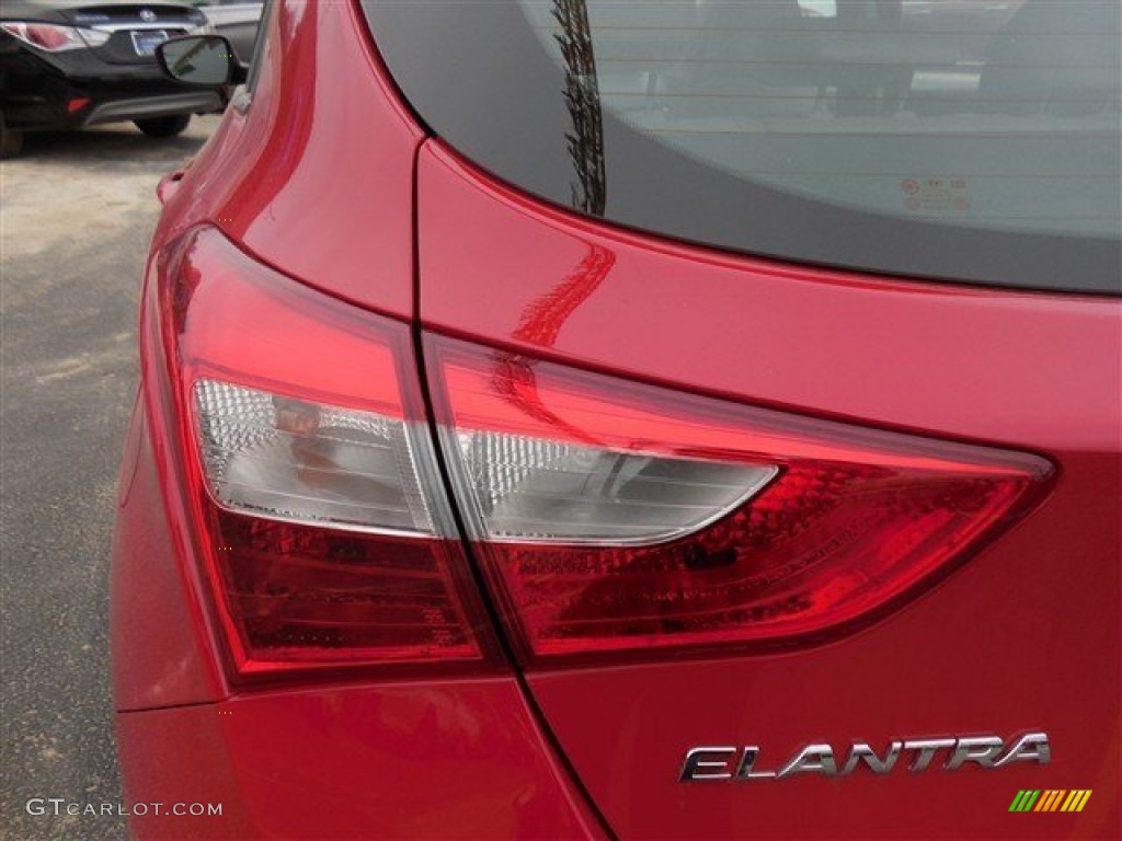 2013 Elantra GT - Red / Beige photo #10