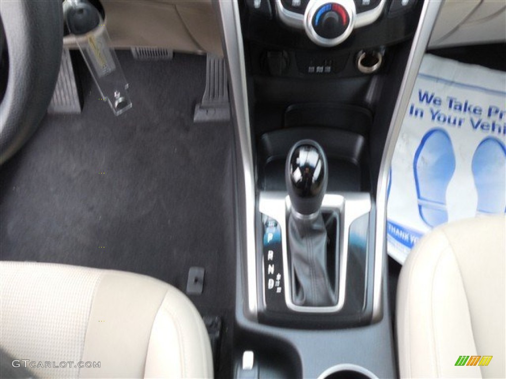 2013 Elantra GT - Red / Beige photo #20