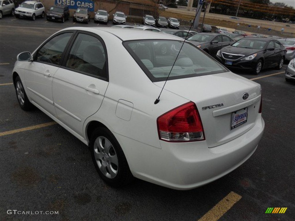 2008 Spectra LX Sedan - White / Gray photo #28