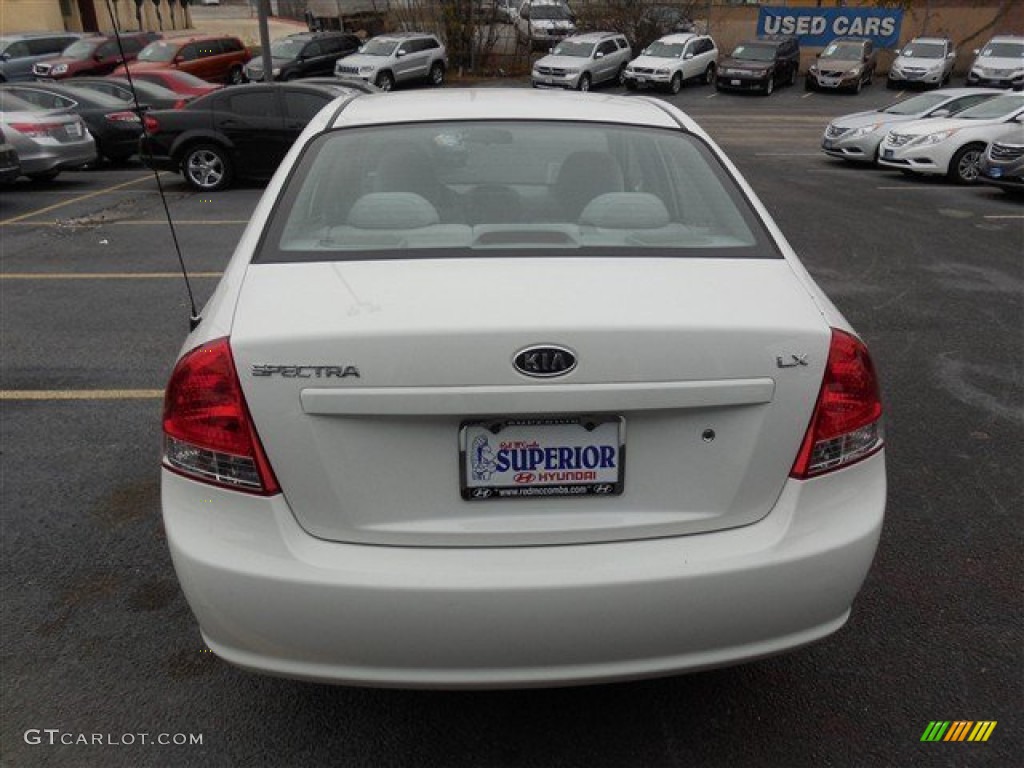 2008 Spectra LX Sedan - White / Gray photo #29