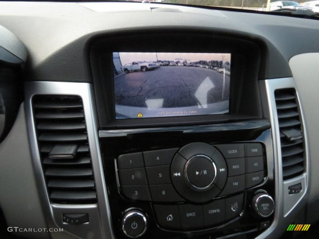 2014 Cruze LT - Champagne Silver Metallic / Medium Titanium photo #15