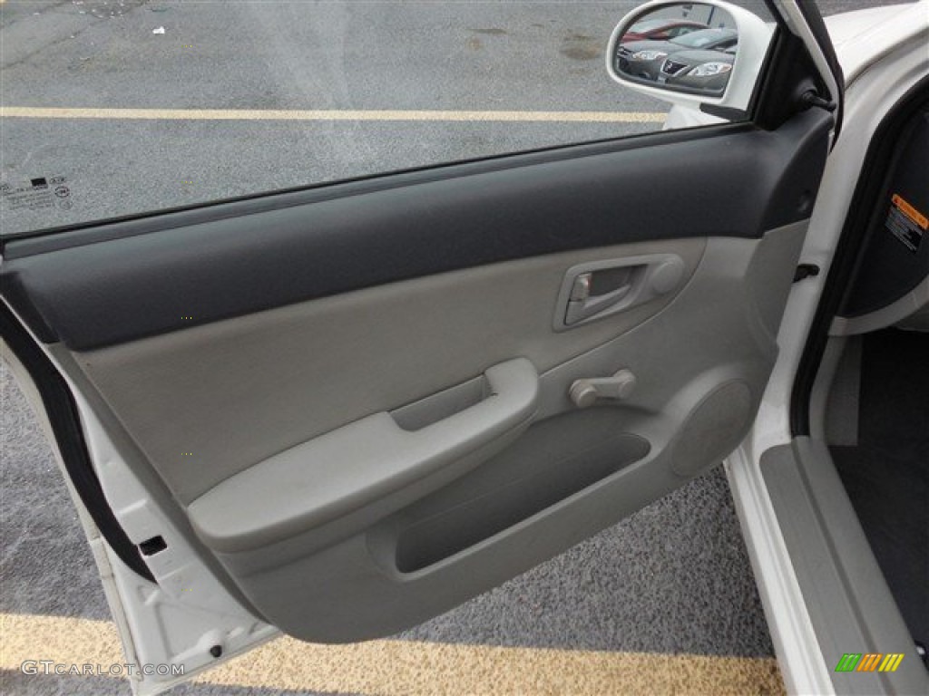 2008 Spectra LX Sedan - White / Gray photo #32