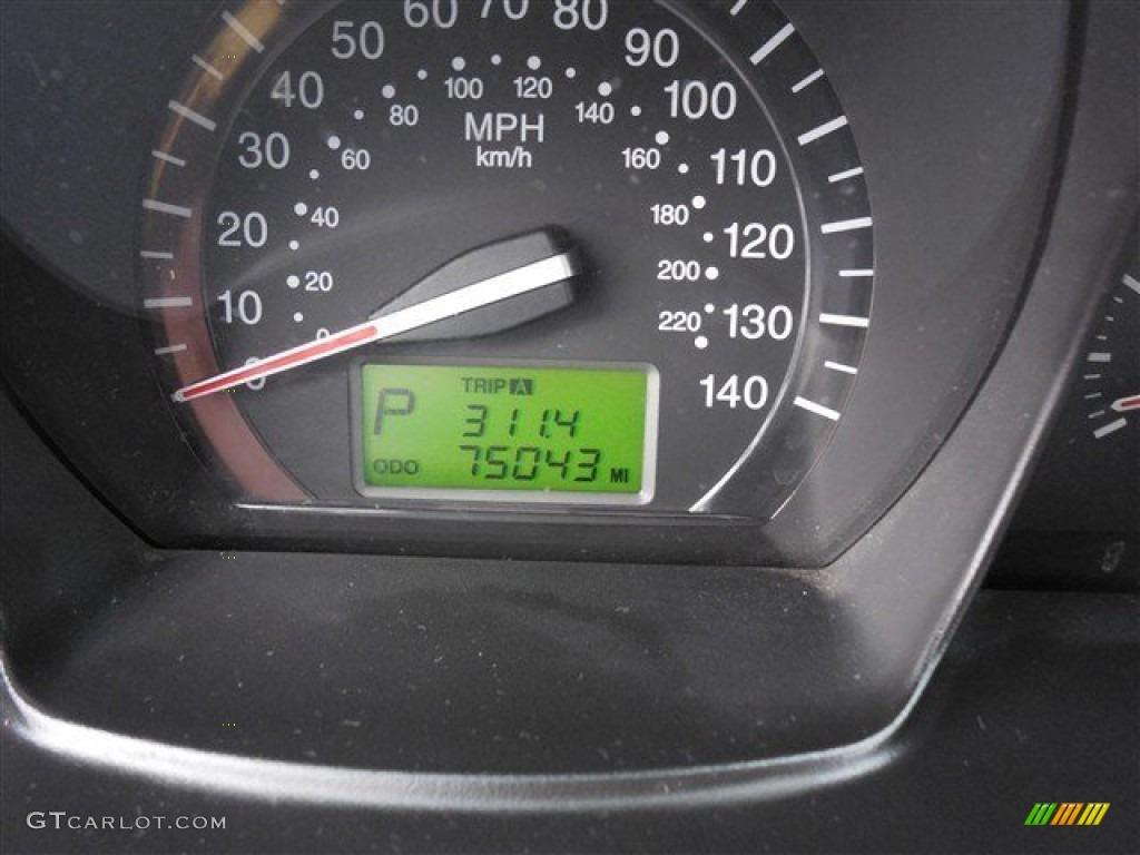 2008 Spectra LX Sedan - White / Gray photo #42