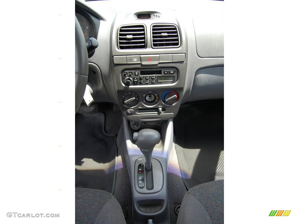 2001 Accent GL Sedan - Coastal Blue / Gray photo #9