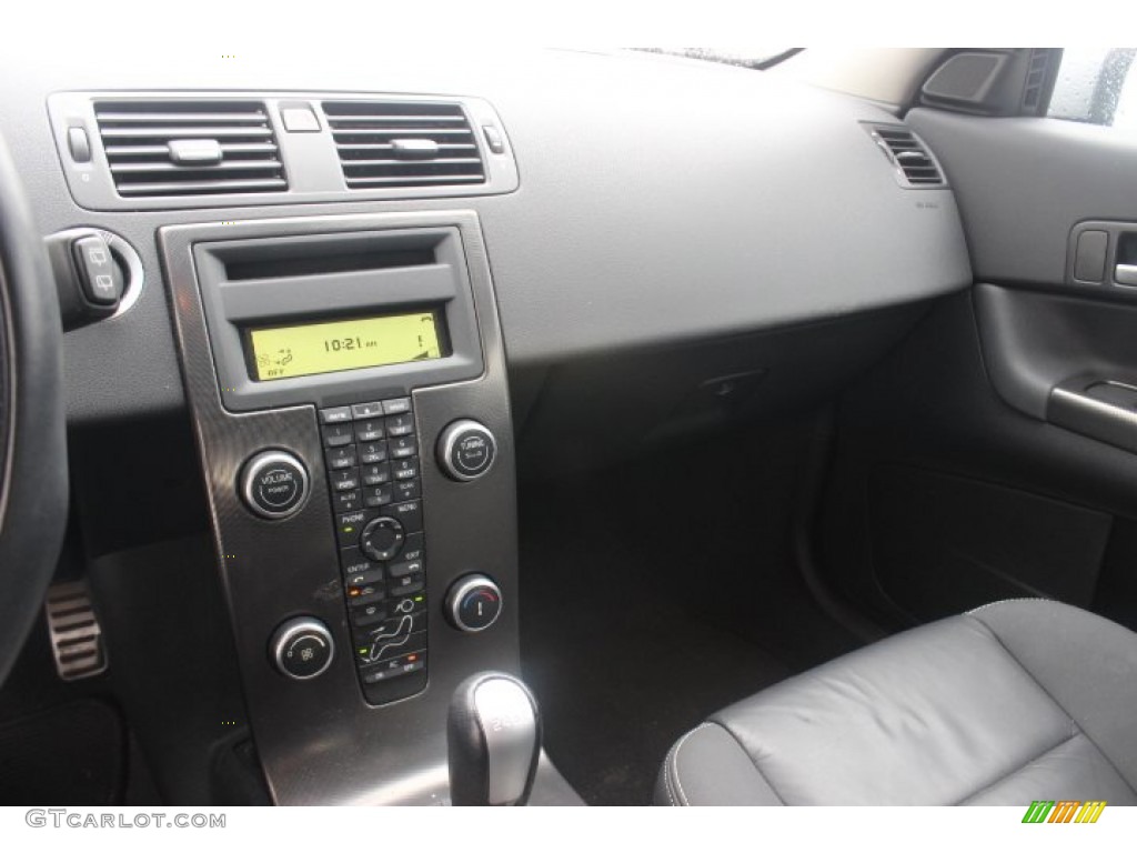 2011 C30 T5 R-Design - Black Sapphire Metallic / R Design Off Black Flextec photo #11