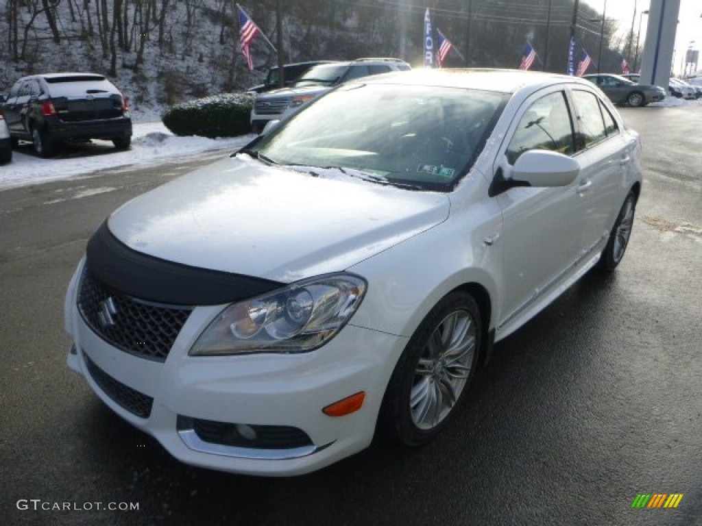 2012 Kizashi Sport SLS AWD - White Water Pearl / Beige photo #6