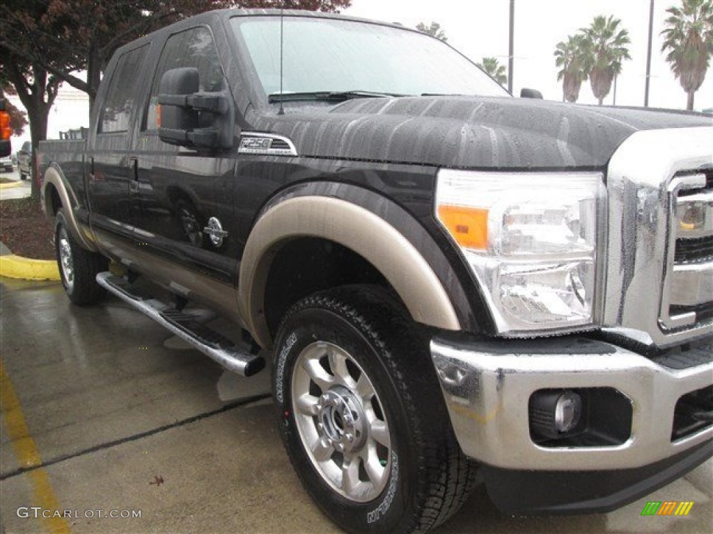 2014 F250 Super Duty Lariat Crew Cab 4x4 - Kodiak Brown Metallic / Adobe photo #3
