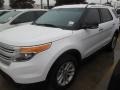 2014 Oxford White Ford Explorer XLT  photo #2