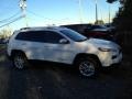 2014 Bright White Jeep Cherokee Latitude 4x4  photo #5