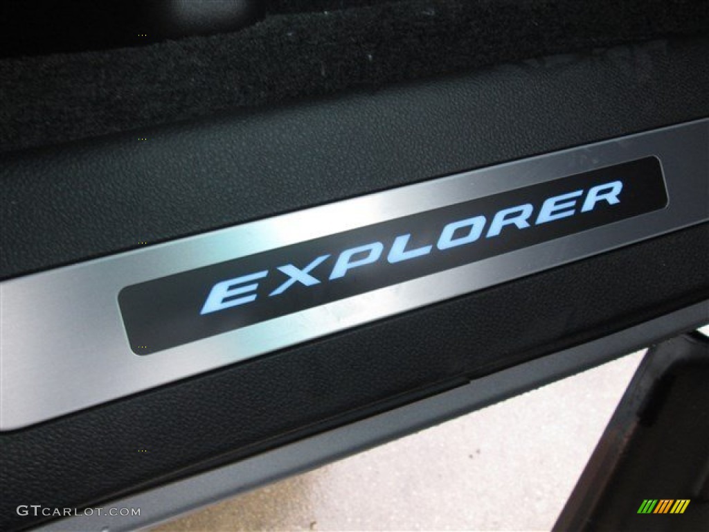 2014 Explorer Sport 4WD - Ingot Silver / Sport Charcoal Black photo #9