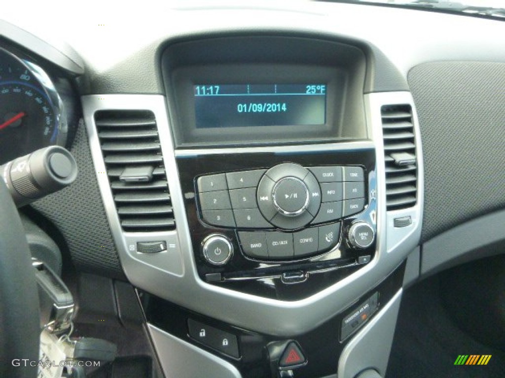 2012 Cruze LT/RS - Victory Red / Jet Black photo #18