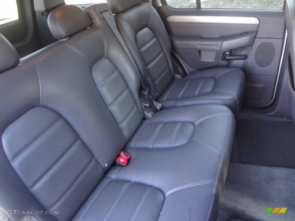 2003 Ford Explorer XLT 4x4 Rear Seat Photo #89565217