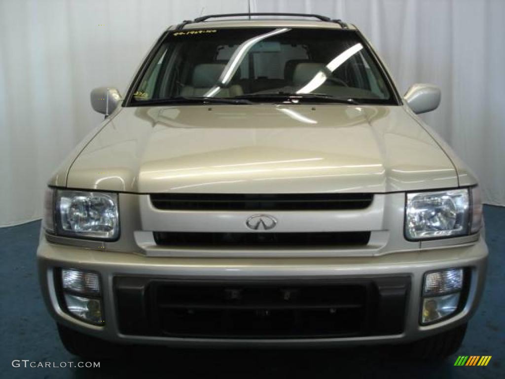 1999 QX4 4x4 - Tuscan Beige Metallic / Beige photo #3