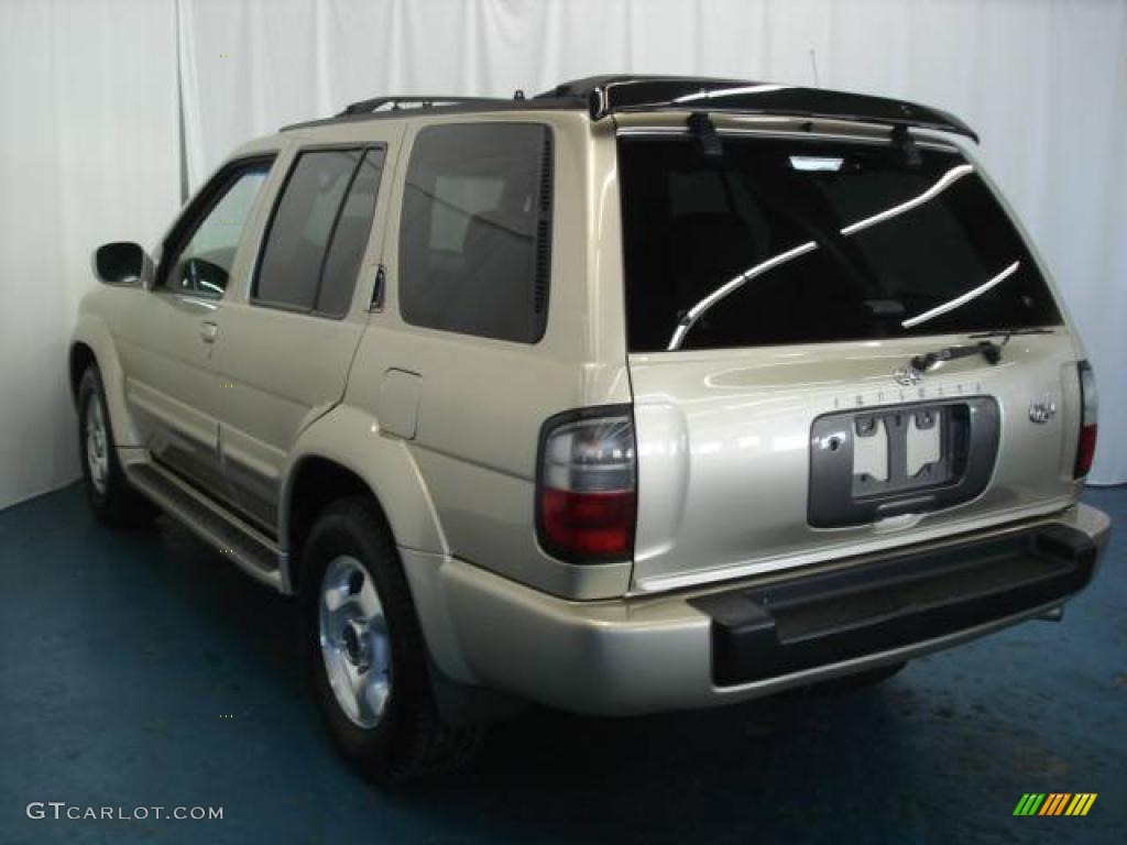1999 QX4 4x4 - Tuscan Beige Metallic / Beige photo #36