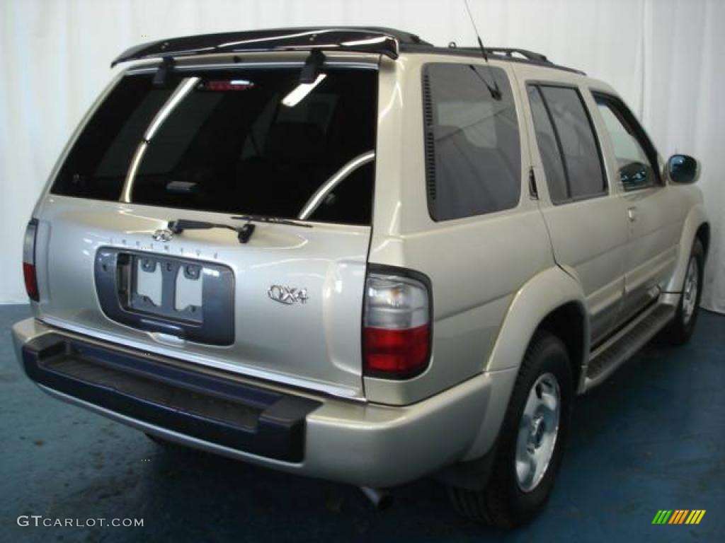 1999 QX4 4x4 - Tuscan Beige Metallic / Beige photo #37