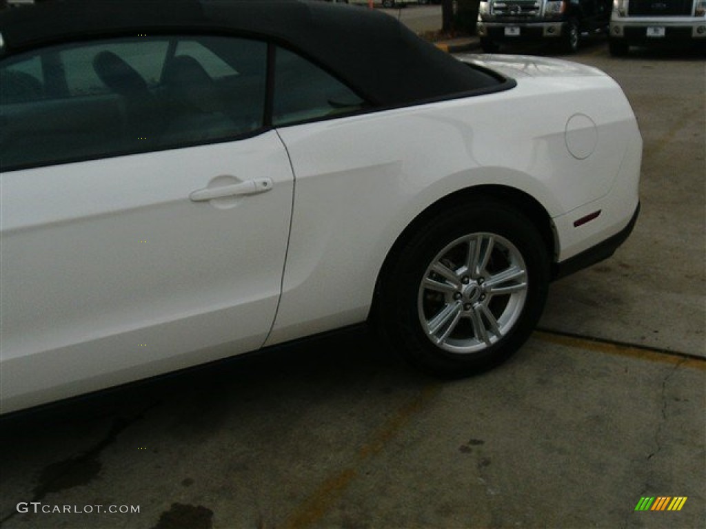 2011 Mustang V6 Convertible - Performance White / Stone photo #5