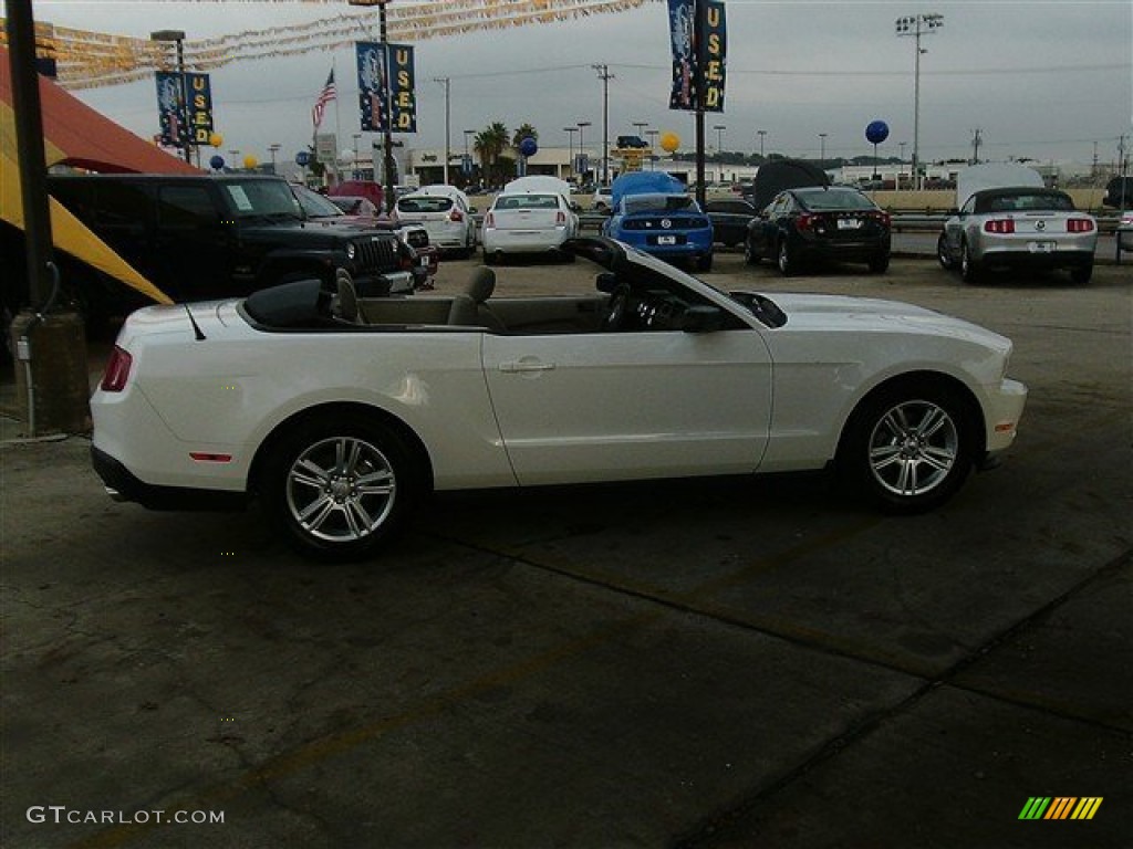 2011 Mustang V6 Convertible - Performance White / Stone photo #14
