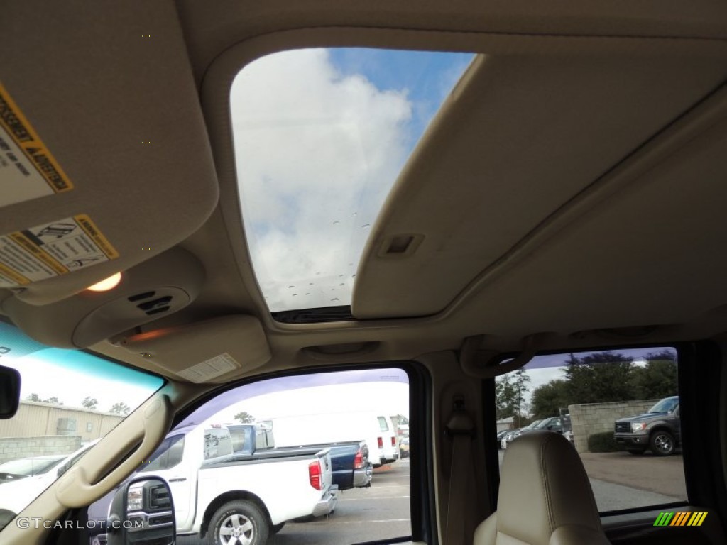 2006 F250 Super Duty Lariat Crew Cab - Medium Wedgewood Blue Metallic / Tan photo #4