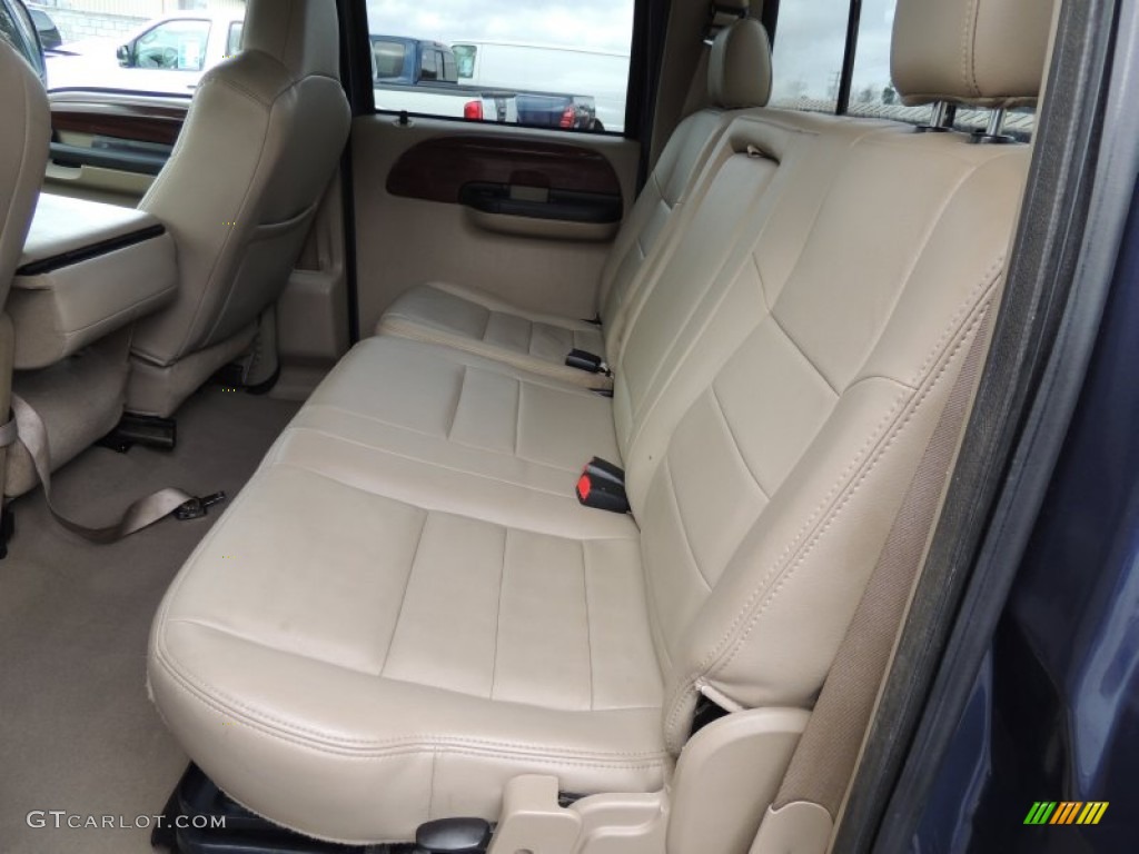 2006 F250 Super Duty Lariat Crew Cab - Medium Wedgewood Blue Metallic / Tan photo #7