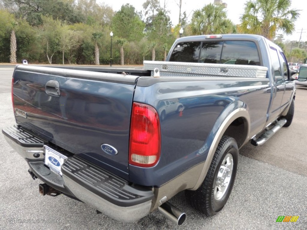 2006 F250 Super Duty Lariat Crew Cab - Medium Wedgewood Blue Metallic / Tan photo #14