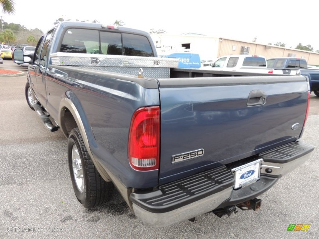 2006 F250 Super Duty Lariat Crew Cab - Medium Wedgewood Blue Metallic / Tan photo #17